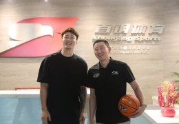 赵睿加盟北京男篮！身披24号球衣征战新赛季，透露加盟原因