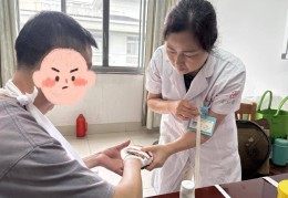 2个多小时没写出150个字！杭州爸爸气得一拳打在墙上，结果骨折了