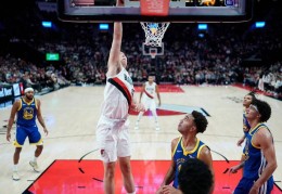 暴扣+火锅！杨瀚森常规赛首胜！