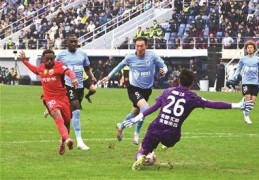 上海海港三连冠 梅州长春降入中甲