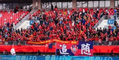 郑一鸣:足球报：陕西队会员造收入约1200万，俱乐部在做球员思惟工做