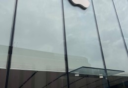 iPhone 17热度飙升，资深苹果用户：可以等等再买