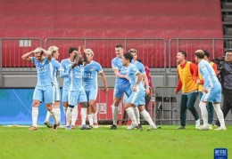 中超联赛：成都蓉城不敌河南俱乐部酒祖杜康