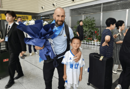 乌拉圭教练团抵达内蒙古 开启足球青训盛夏旅程