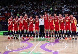 深一度｜最不被看好的中国男篮，打出十年来最好的比赛