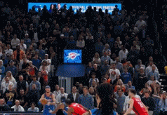 火箭双加时124：125不敌雷霆，杜兰特成了老东家的背景板