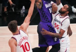 （体育）篮球——NBA常规赛：快船胜国王